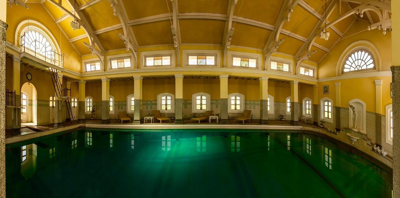 Royal Oasis Hotel Wankaner ภายนอก รูปภาพ