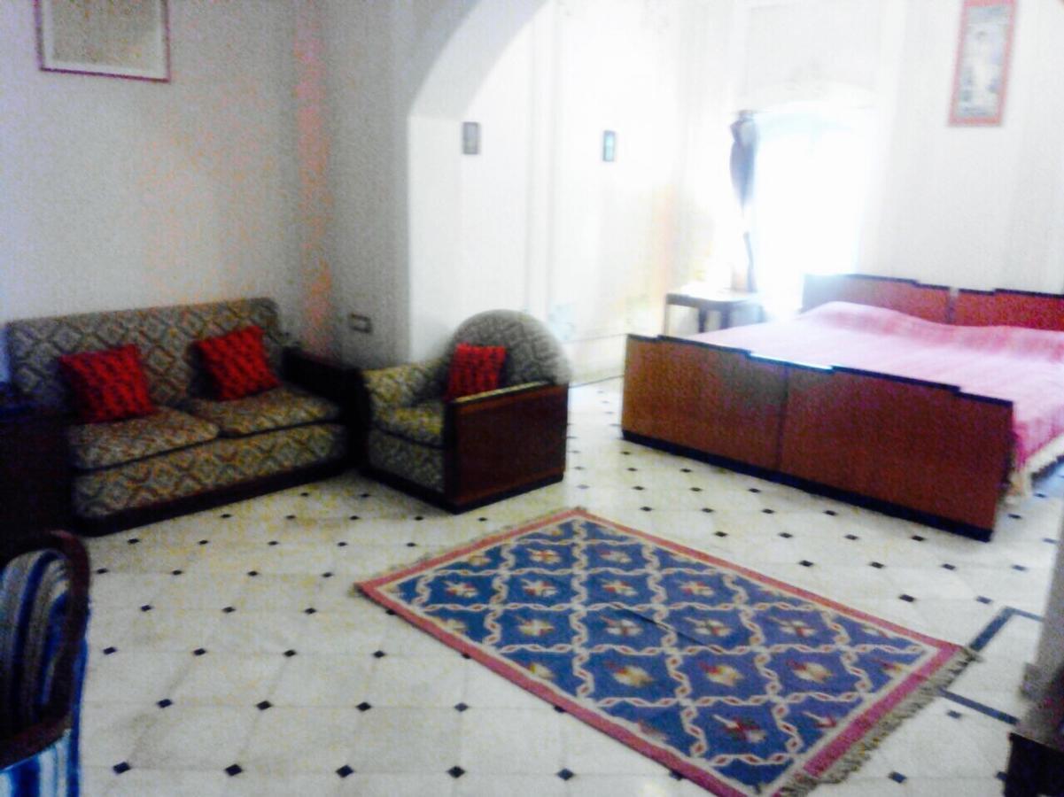 Royal Oasis Hotel Wankaner ภายนอก รูปภาพ